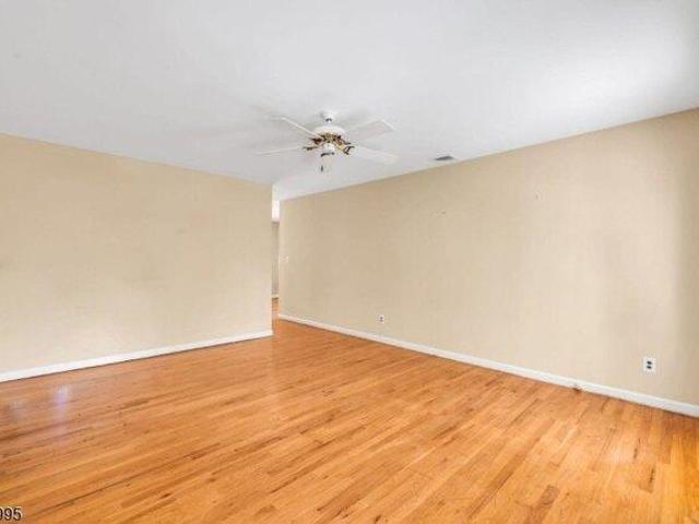 house with 3 bedroom, Califon NJ ES105279703