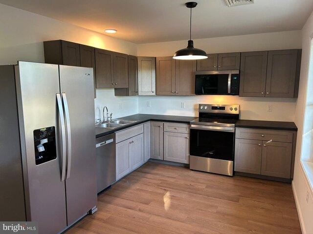house with 3 bedroom, Chambersburg PA ES103625799