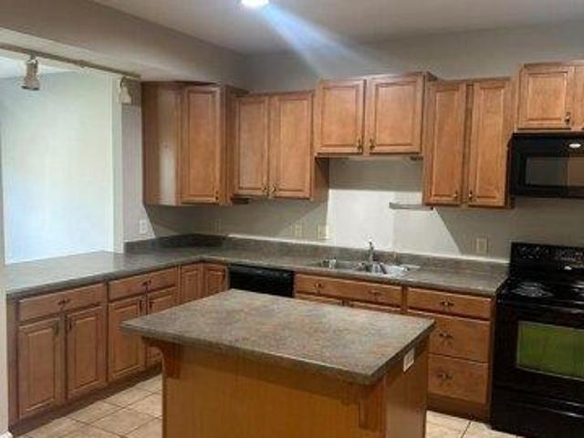 house with 3 bedroom, Chambersburg PA ES103627488