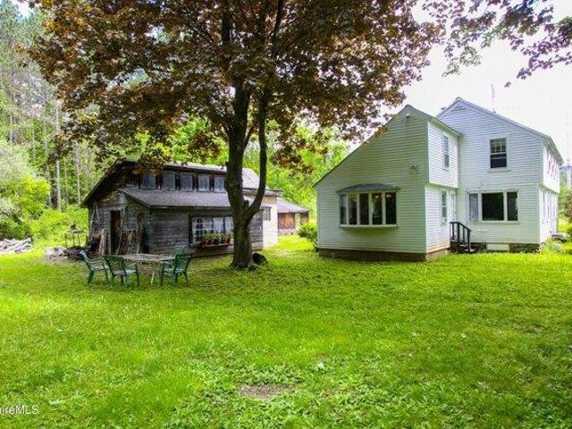 house with 3 bedroom, Charlemont MA ES105352868