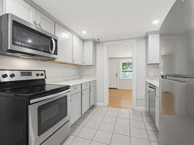 house with 3 bedroom, Chelmsford MA ES105400517