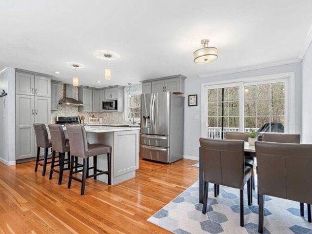 house with 3 bedroom, Chelmsford MA ES105537038