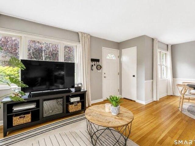 house with 3 bedroom, Cheshire CT ES105417951