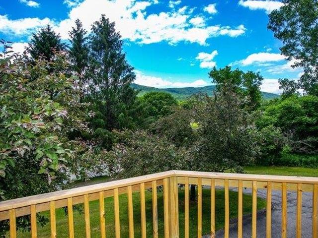 house with 3 bedroom, Cheshire MA ES105414593