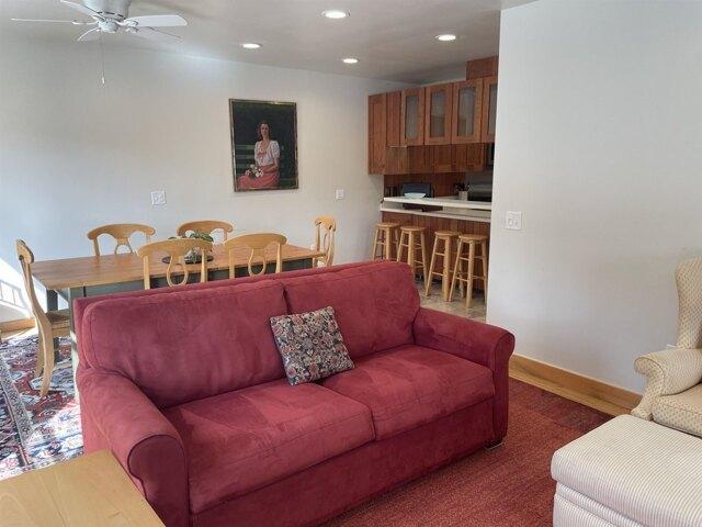 house with 3 bedroom, Chester VT ES105559111