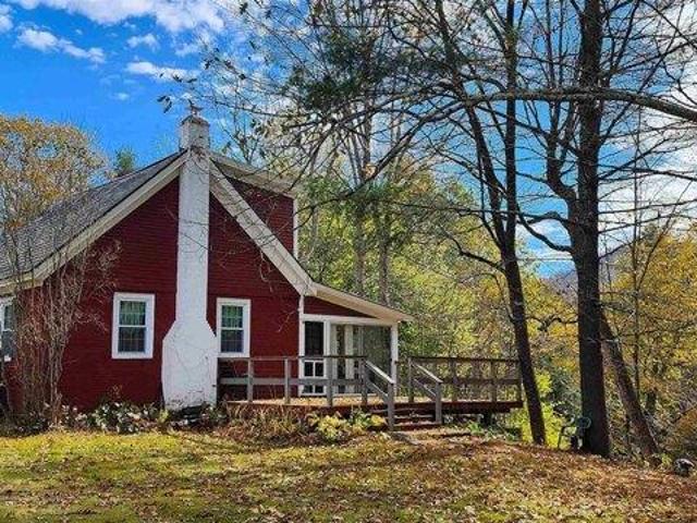 house with 3 bedroom, Chester VT ES105552812