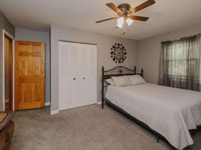 house with 3 bedroom, Chesterfield NH ES105661667