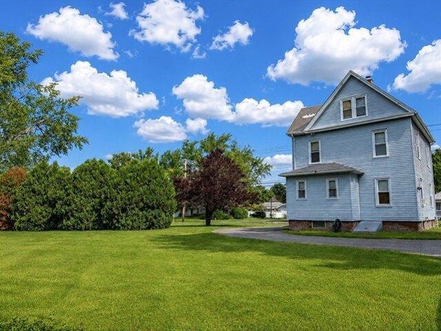 house with 3 bedroom, Chicopee MA ES105274967