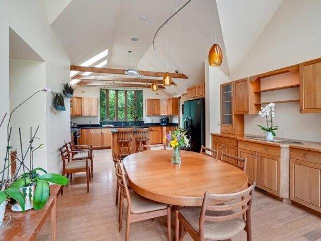 house with 3 bedroom, Chilmark MA ES105548075