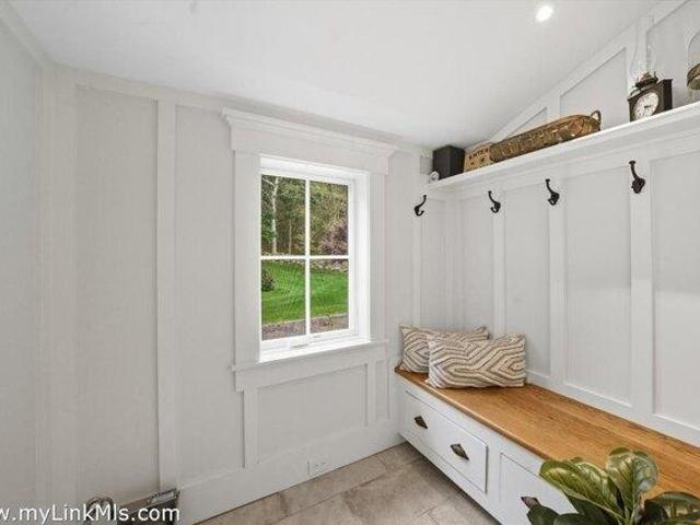house with 3 bedroom, Chilmark MA ES105549337