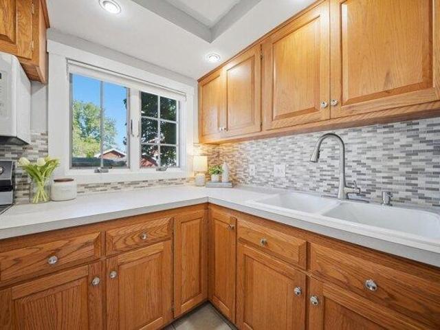 house with 3 bedroom, Concord NH ES105442906