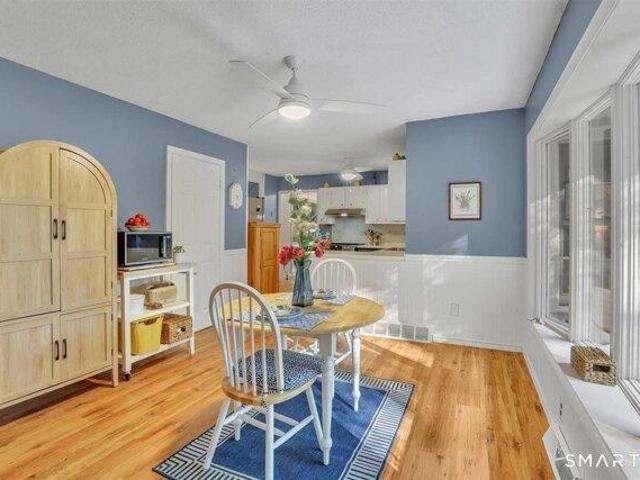 house with 3 bedroom, Columbia CT ES105442337
