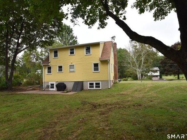 house with 3 bedroom, Colchester CT ES105274690
