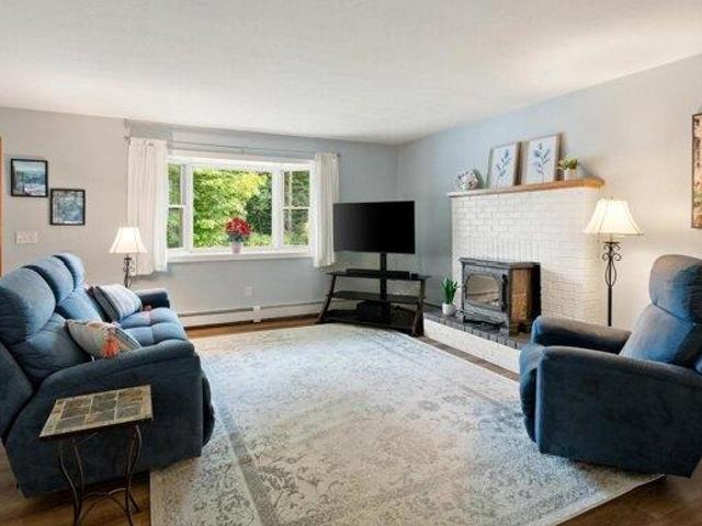 house with 3 bedroom, Colchester VT ES105426808