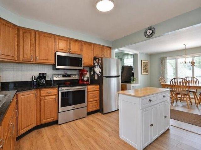 house with 3 bedroom, Colchester VT ES105441722