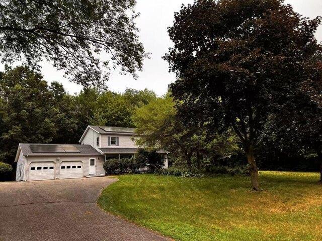 house with 3 bedroom, Colchester VT ES105629547