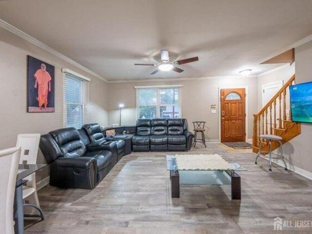 house with 3 bedroom, Colonia NJ ES105438172