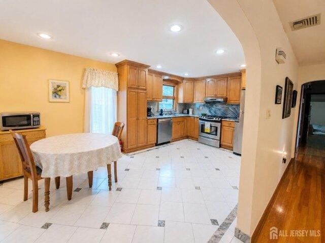 house with 3 bedroom, Colonia NJ ES105442315