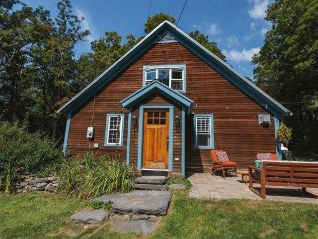 house with 3 bedroom, Colrain MA ES105514589