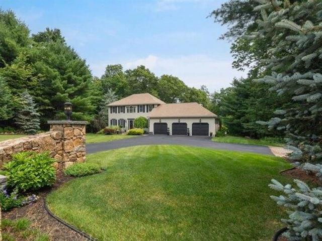 house with 3 bedroom, Coventry RI ES104812183