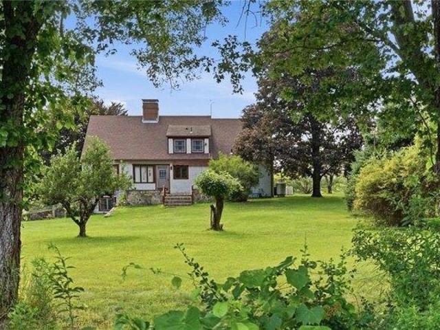 house with 3 bedroom, Coventry RI ES105534576