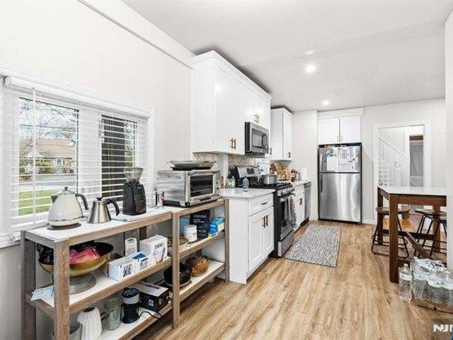 house with 3 bedroom, Closter NJ ES105320085