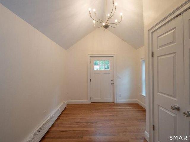house with 3 bedroom, Clinton CT ES104604918