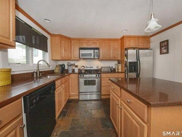 house with 3 bedroom, Clinton CT ES105590790