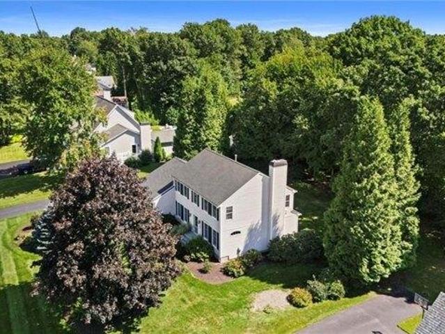 house with 3 bedroom, Cranston RI ES105711358