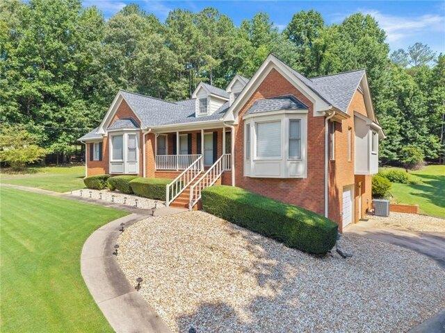 house with 3 bedroom, Cumming GA ES104902529
