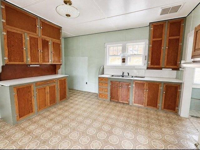 house with 3 bedroom, Cummington MA ES105441262
