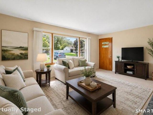 house with 3 bedroom, Danbury CT ES105496094