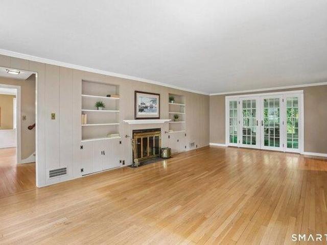 house with 3 bedroom, Danbury CT ES105577395