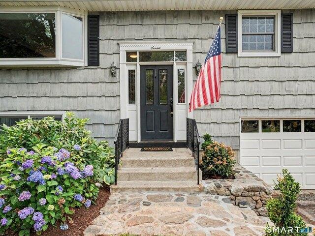 house with 3 bedroom, Danbury CT ES105579376