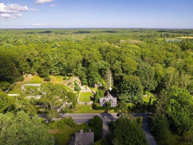 house with 3 bedroom, Dartmouth MA ES105677915
