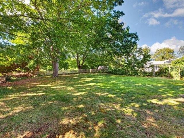 house with 3 bedroom, Dartmouth MA ES105722936