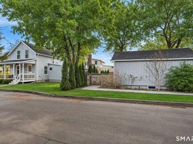 house with 3 bedroom, Darien CT ES105515951