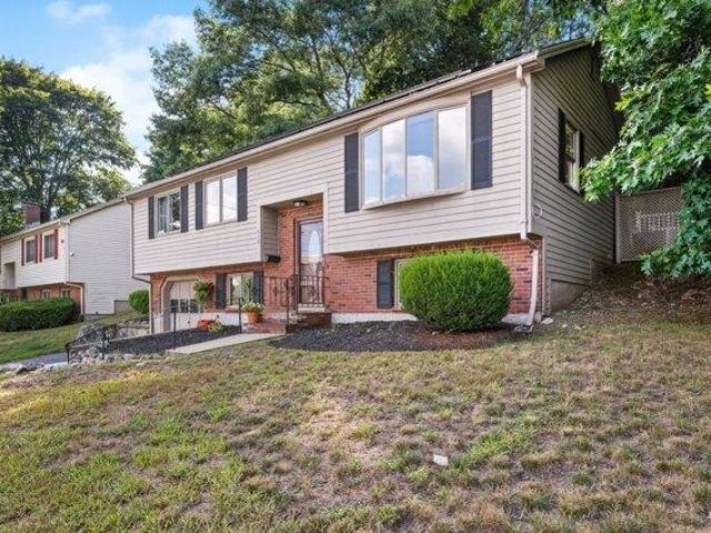 house with 3 bedroom, Dedham MA ES105351601