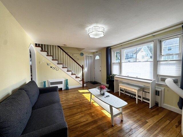 house with 3 bedroom, Dedham MA ES105387531