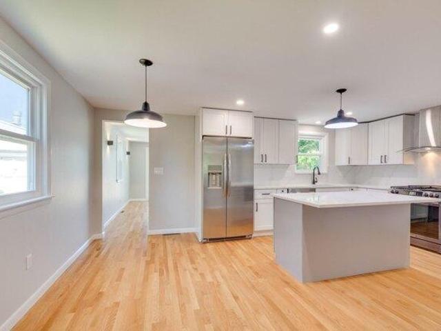 house with 3 bedroom, Dedham MA ES105399790