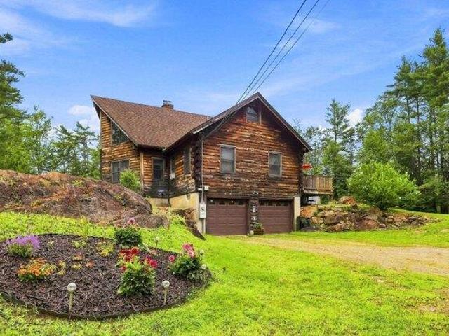 house with 3 bedroom, Deerfield NH ES105560947