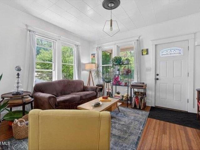 house with 3 bedroom, Delmar NY ES105290978