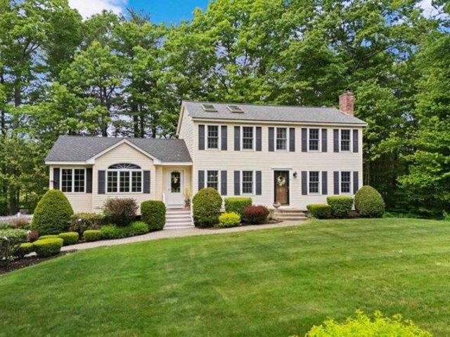 house with 3 bedroom, Derry NH DS104114000