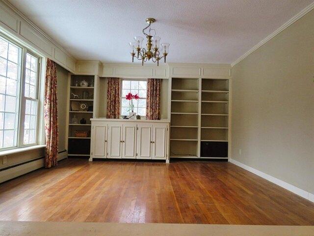 house with 3 bedroom, Derry NH ES105441444