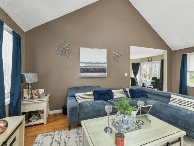house with 3 bedroom, Derry NH ES105497415