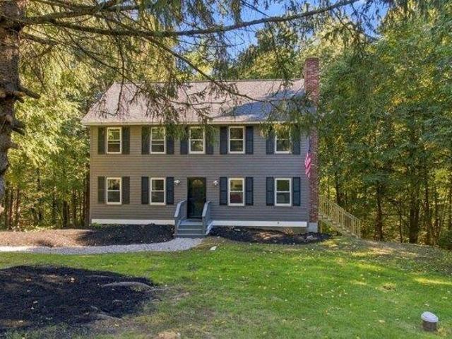house with 3 bedroom, Derry NH ES105677833