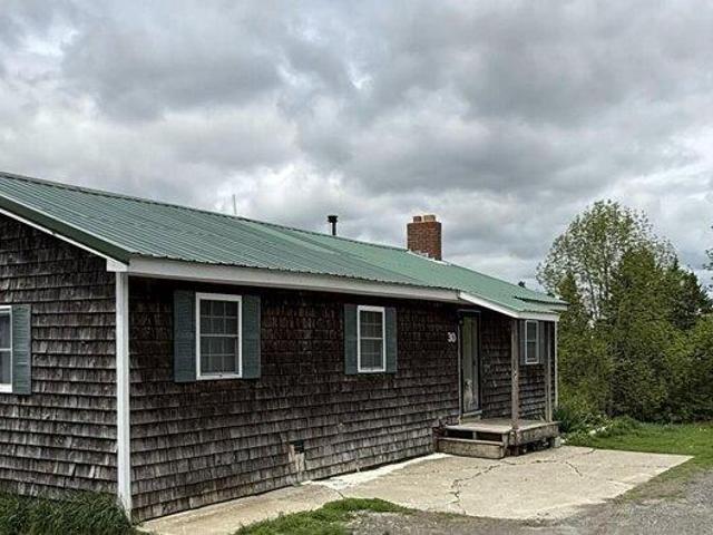 house with 3 bedroom, Dixmont ME ES105650492