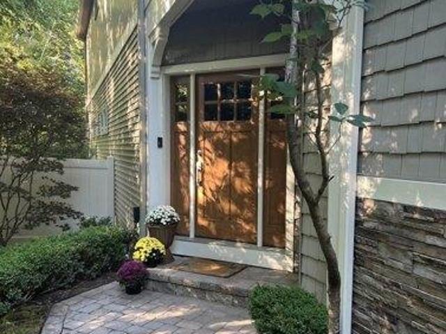 house with 3 bedroom, Dover NH ES105590427