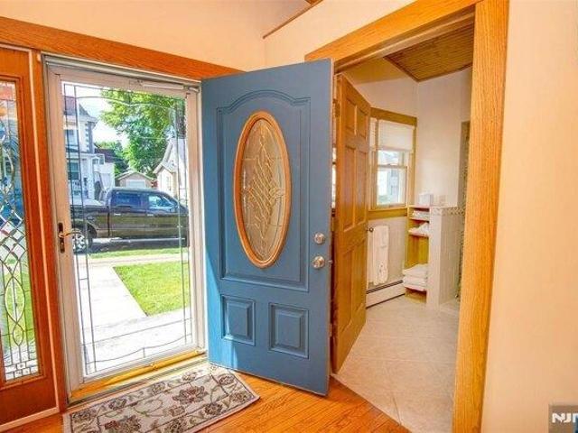 house with 3 bedroom, Dumont NJ ES105586887