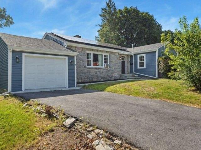 house with 3 bedroom, Dudley MA ES105633569